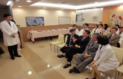 Chinese-Western Integrated Chronic Kidney Disease Day Care Opening Ceremony