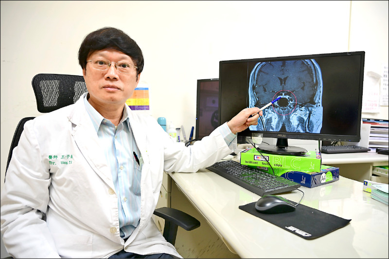 ▲醫師提醒如果有不明原因暴肥，出現中央性肥胖，或身體出現暗紫色條紋等前兆，當心可能是庫欣氏症候群造成。（照片提供／王子源）