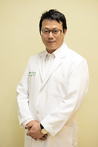 Han-Chung Lee, M.D. 李漢忠