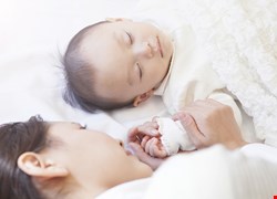 1.產後照護 2.順利哺乳的要訣 1.產後照護 2.順利哺乳的要訣