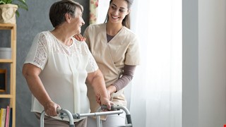 Prevent Fall Injuries Avoid Fractures 預防跌倒受傷 避免骨折