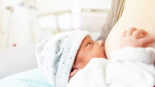 Benefits of Breastfeeding for Premature Infants 早產兒哺餵母乳的好處