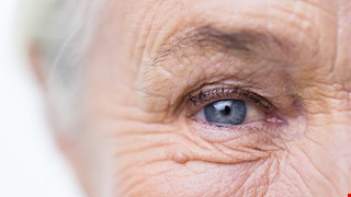 Health Education Instructions After Cataract Extraction and Intraocular Lens Implantation 白內障摘除及人工水晶體置入手術後衛教說明