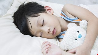 Petunjuk Penggunaan Obat-Amoxicillin & Clavulanic acid 用藥指導-Amoxicillin & Clavulanic acid(印尼文)