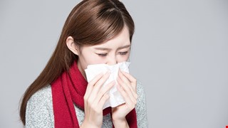 中西醫結合科治療鼻竇炎 中藥內服 西藥鼻噴劑  緩解濃稠鼻涕