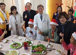 中部「愛互聯 」聖誕關懷◆低碳綠活 惜物傳情