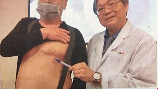 輕忽硬塊 壯男噴血才知罹乳癌