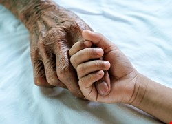 別堅持上死亡套餐 給末期病人善終的權利