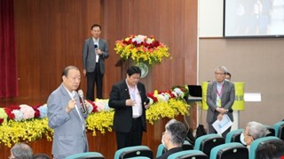 蔡長海生技-邁向百大、創造百億～中國醫藥大學借鏡美國史丹佛大學產學合作的策略與作法