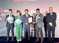 中國附醫數位轉型有成 獲新加坡年度智慧醫院大獎國際吸睛 國際醫療國家隊助力政府 推進新南向打響台灣國際品牌形象