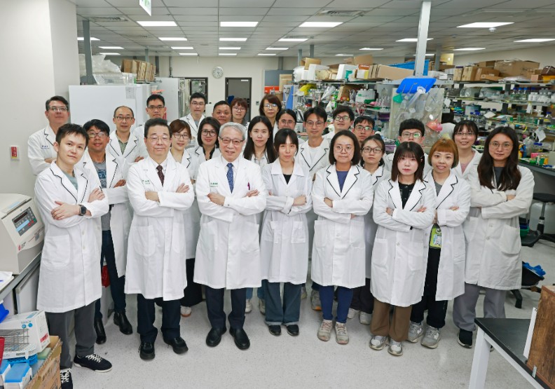 從換肝權威到思考「沒有手術的醫療」！鄭隆賓：下一場醫療革命可能不在手術室